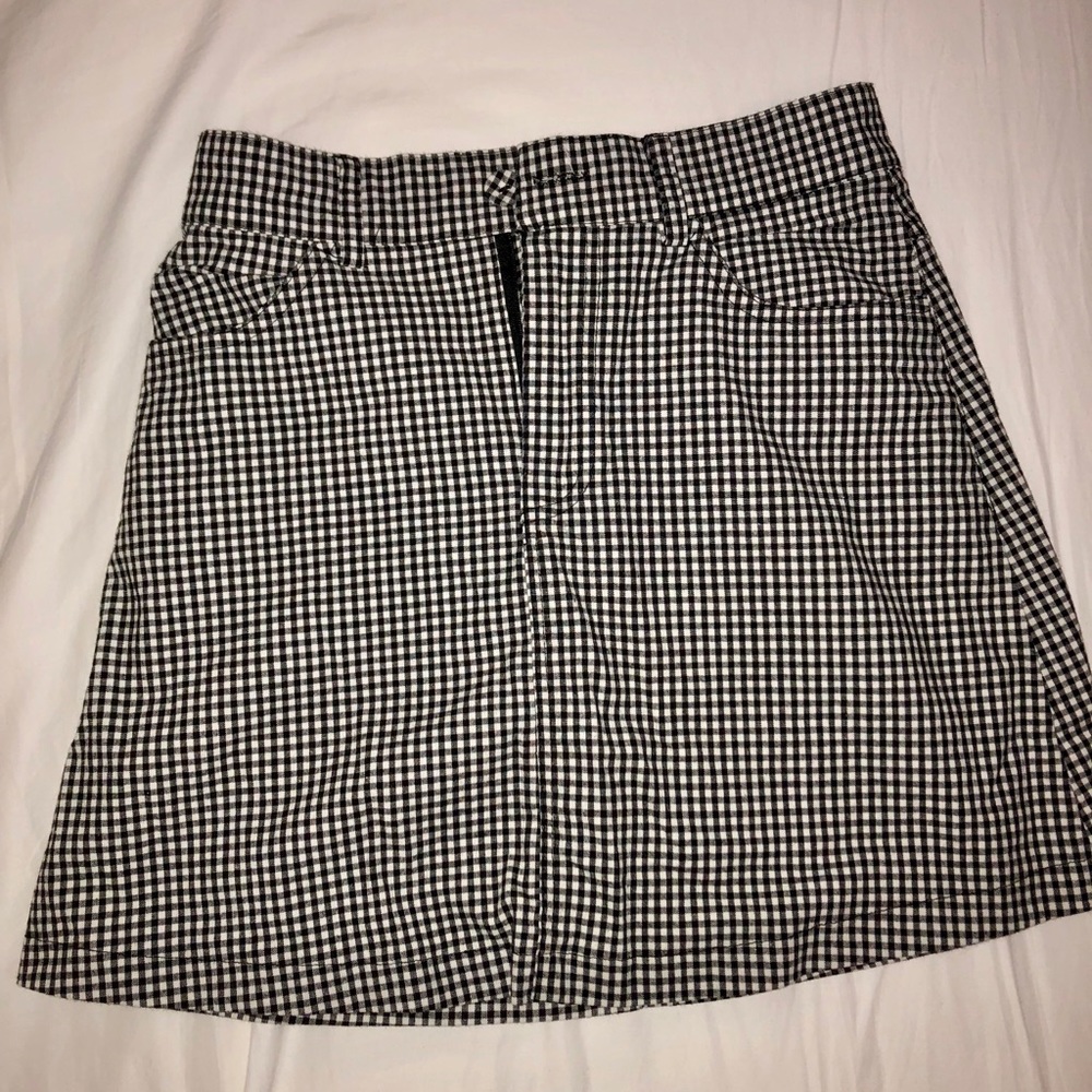 BRANDY MELVILLE SKIRT!!! - Picture 1 of 1